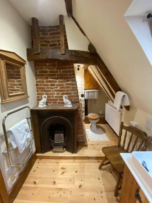 Dereham A Newly Renovated, Cosy Escape In The Beautiful Shepherd'S Cottage المظهر الخارجي الصورة